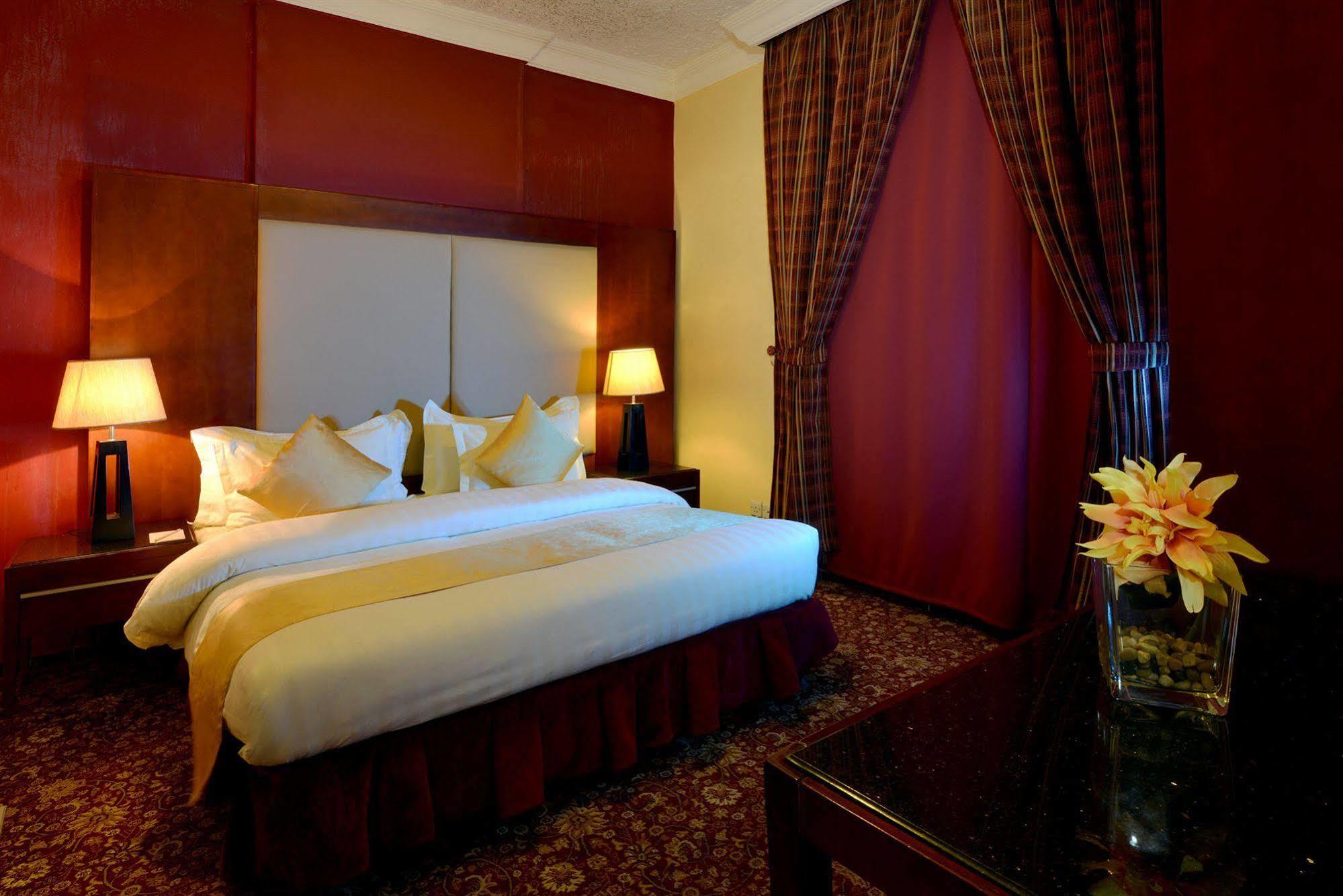 บาวด์ล ปาเลสไทน์ Aparthotel เจดดาห์ ภายนอก รูปภาพ