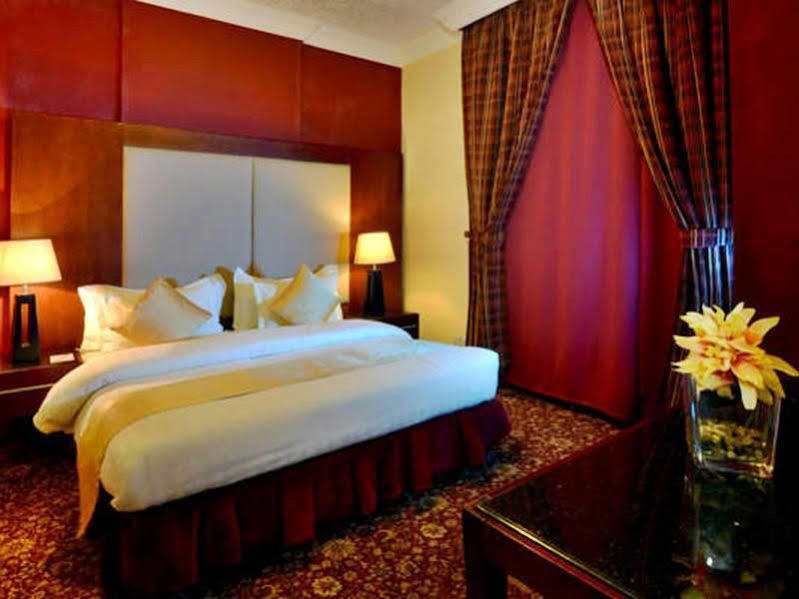 บาวด์ล ปาเลสไทน์ Aparthotel เจดดาห์ ภายนอก รูปภาพ