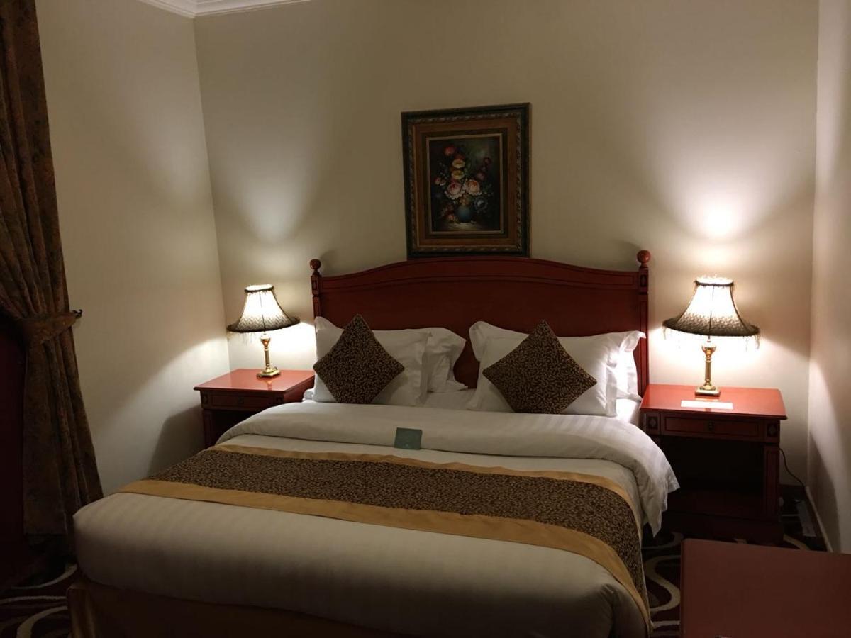 บาวด์ล ปาเลสไทน์ Aparthotel เจดดาห์ ภายนอก รูปภาพ